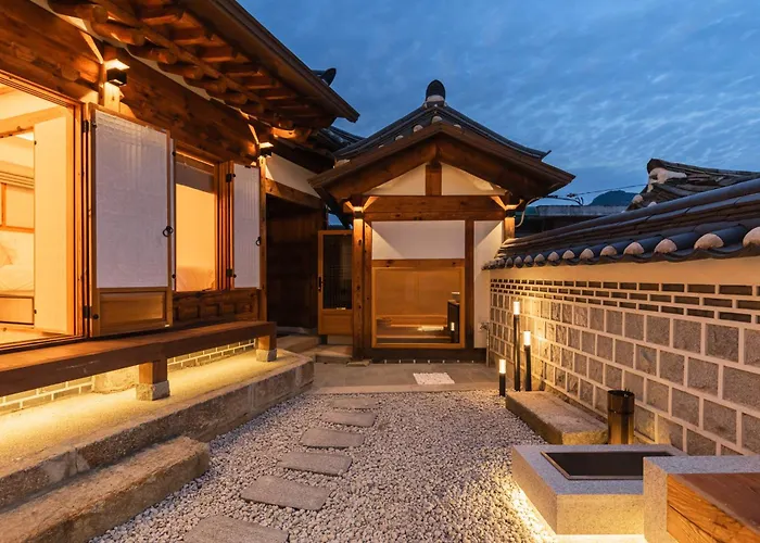 Luxury Hanok Seochon Seoul