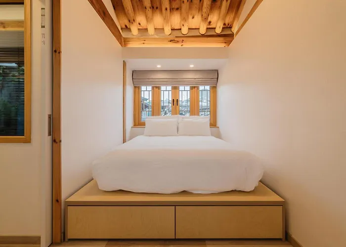 Luxury Hanok Seochon